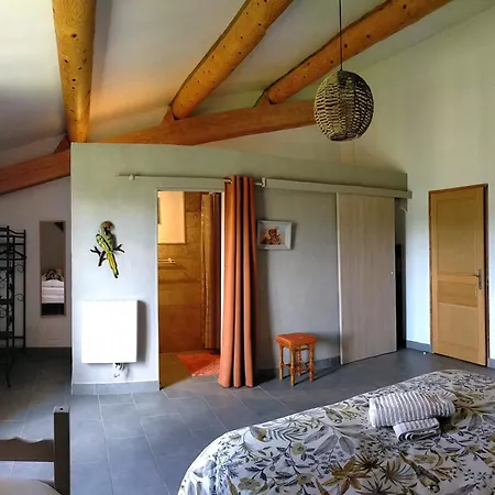 La Sarriette - D'hotes Et D'etape A *