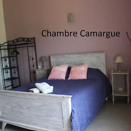 La Sarriette - D'hotes Et D'etape A * Eygalieres (Bouches-du-Rhone)